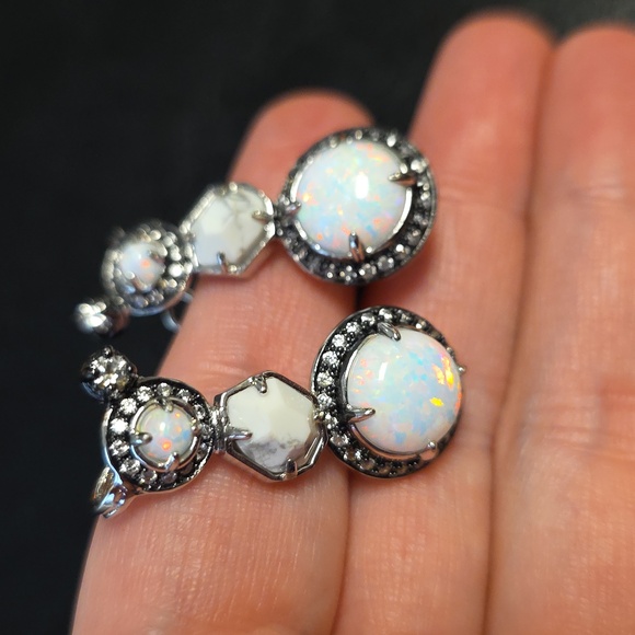 Kendra Scott Caralyn Kyocera Opal Halo Earrings Ear Climber Crawler Cuff Dreamer - Picture 9 of 11